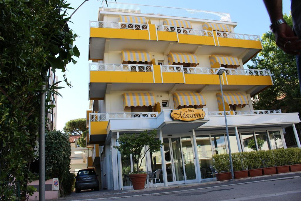 Hotel Massimo 리치오네 외부 사진