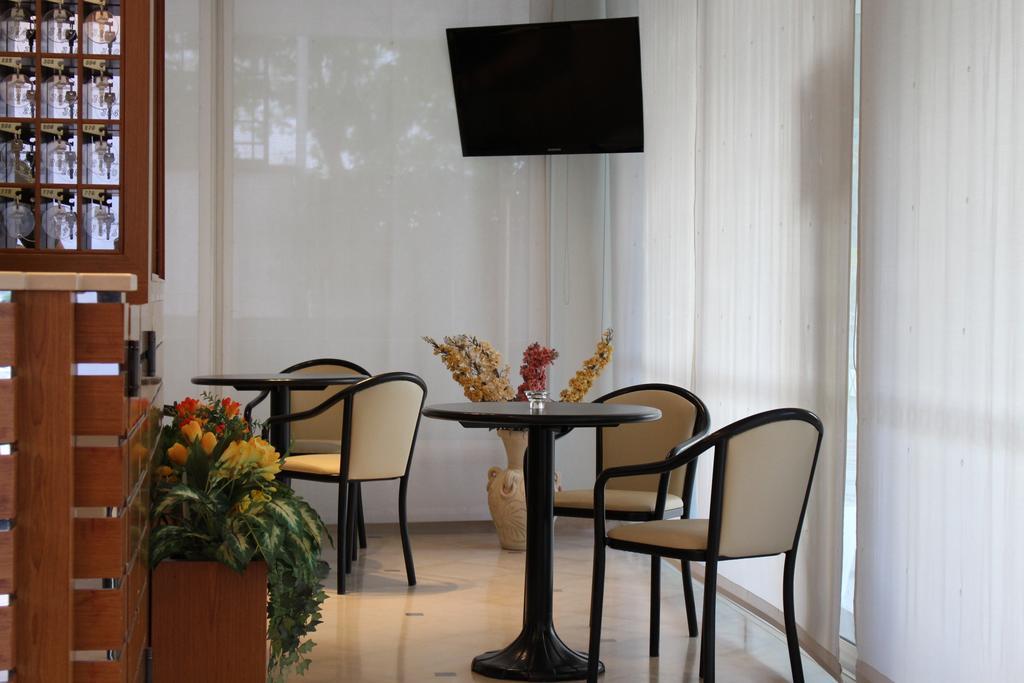 Hotel Massimo 리치오네 외부 사진