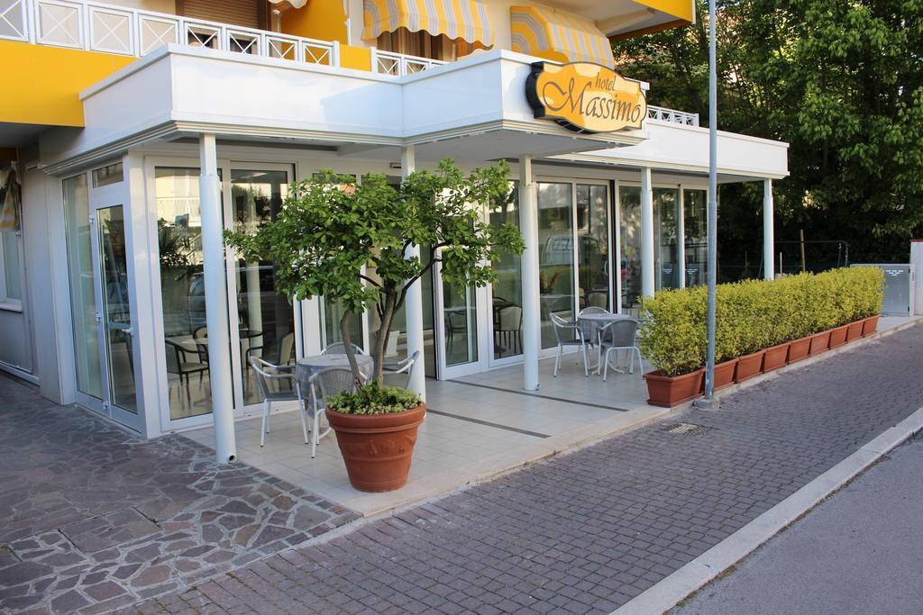 Hotel Massimo 리치오네 외부 사진