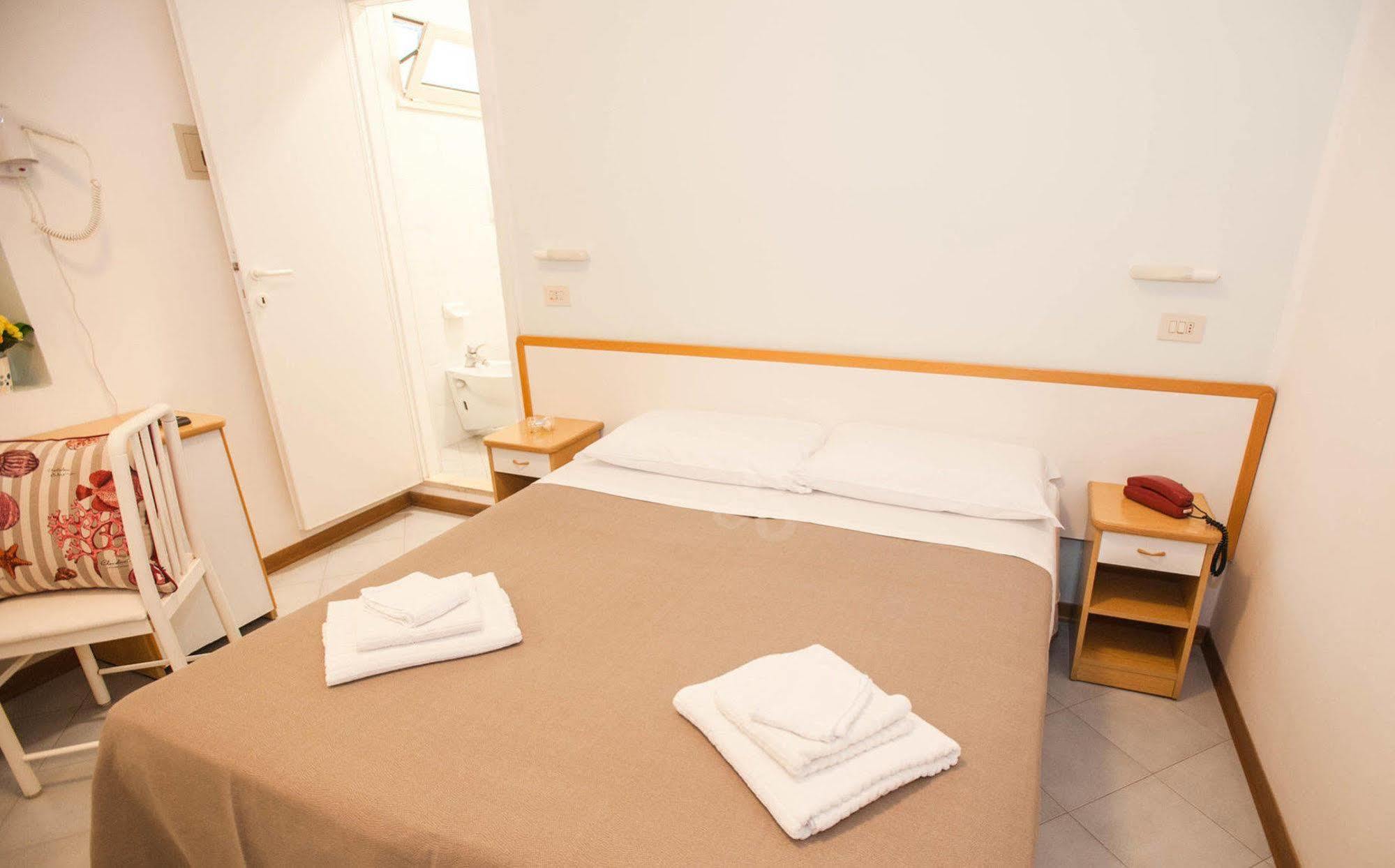 Hotel Massimo 리치오네 외부 사진