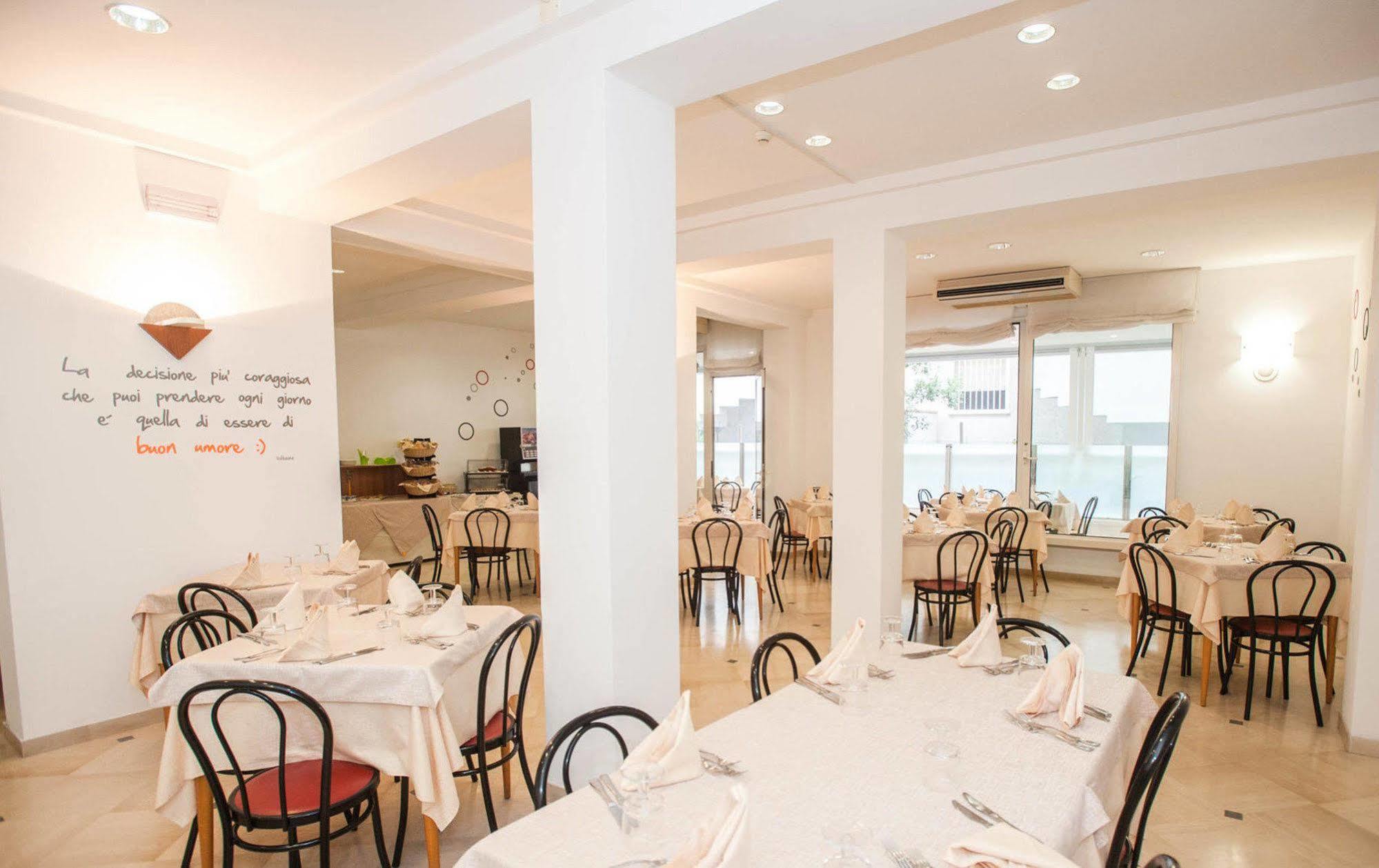 Hotel Massimo 리치오네 외부 사진